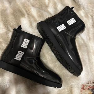 UGG classic clear mini